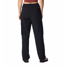 Load image into Gallery viewer, Columbia Women&#39;s Boundless Trek Cargo Pant
