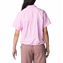 Muat gambar ke Galeri viewer, Columbia Women&#39;s Boundless Trek Short Sleeve Button Up
