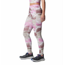 Muat gambar ke Galeri viewer, Columbia Women&#39;s Boundless Trek Legging
